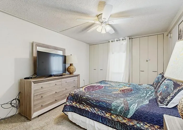 Oceanfront With A Shaded Balcony Ac Wifi Laundry & Shared Pool Holiday home Ocean City